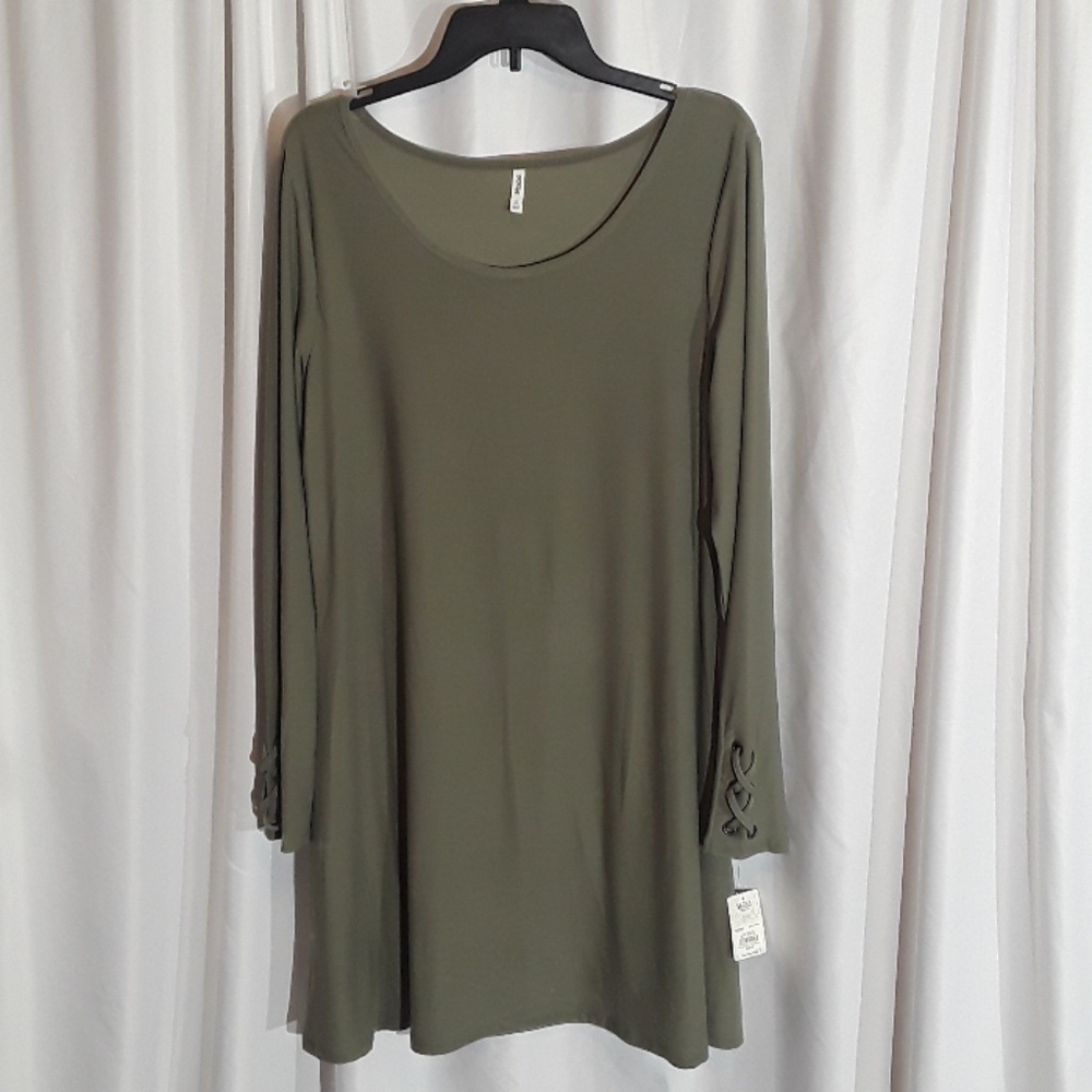 NWT green dress size xl